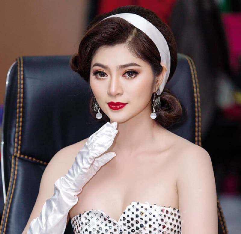 Vẻ đẹp thuần Việt của Thanh Trúc ở tuổi 35 - MMLive
